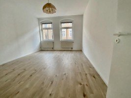 Hauptbild Große 2-Raum- Eigentumswohnung, neu saniert, Mietrendite 10 % oder Eigennutzung